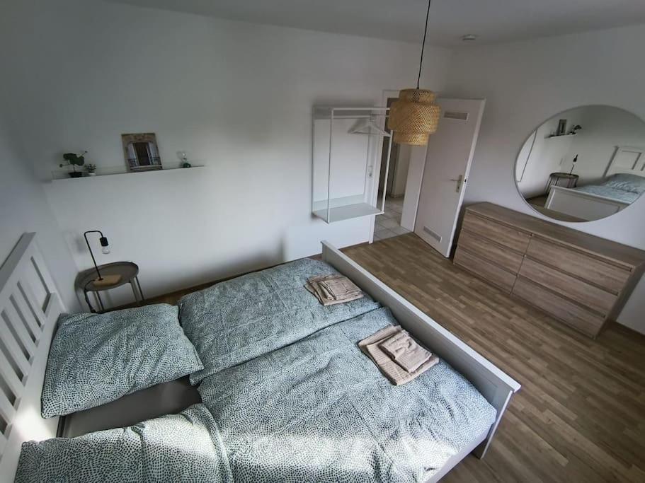 Comfortable Apartment With Balcony Бохум Экстерьер фото